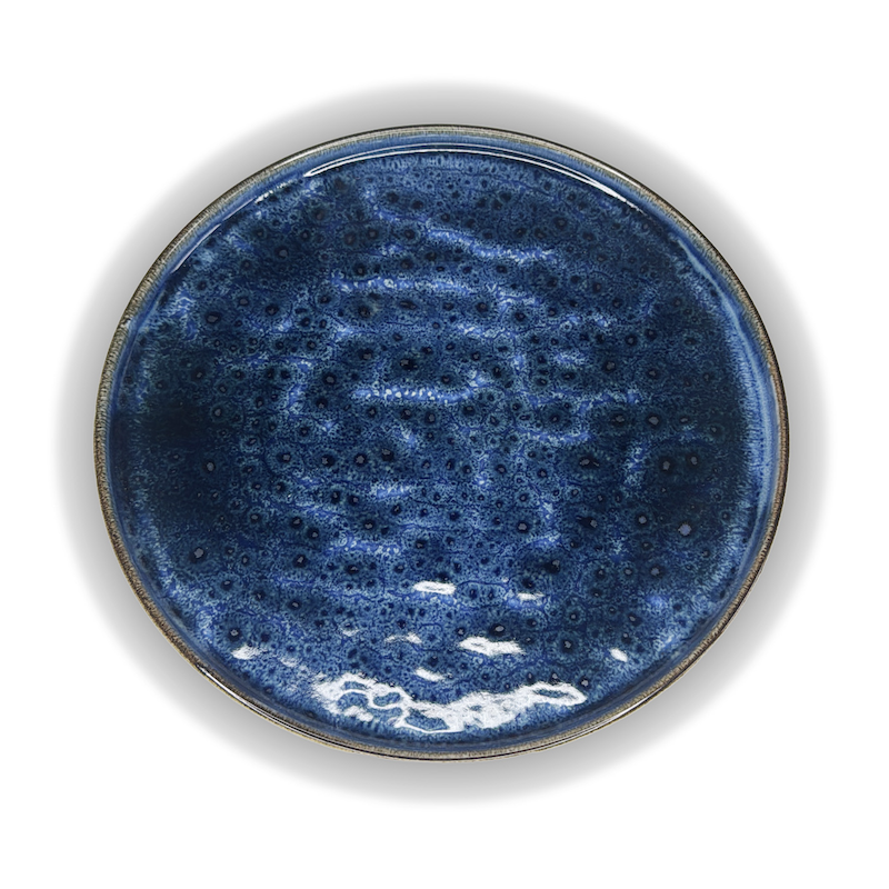Assiette plate Corendon by Kütahya – Glaçure réactive bleu nuit – Made in Türkiye